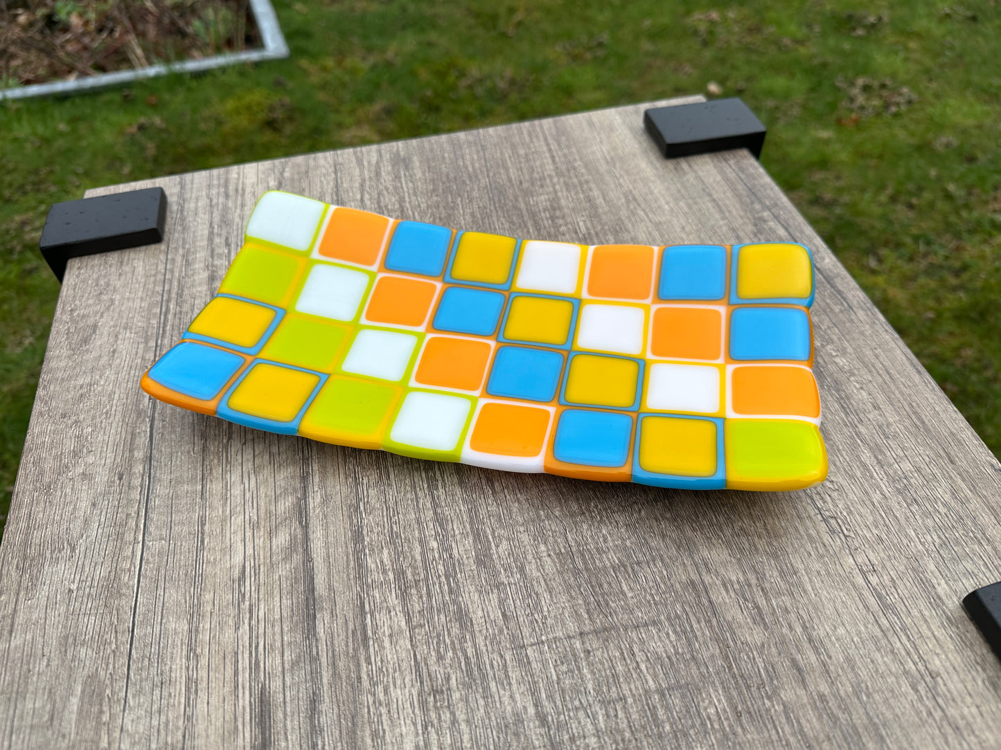Platter, Araby, Deepwell Colours