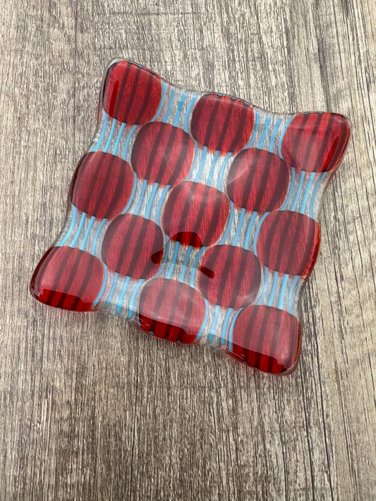 Small Plate, Raindrop, Red, Blue